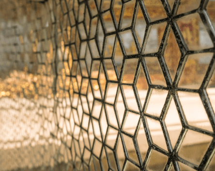 Spiegel aus Weinb&ouml;hla